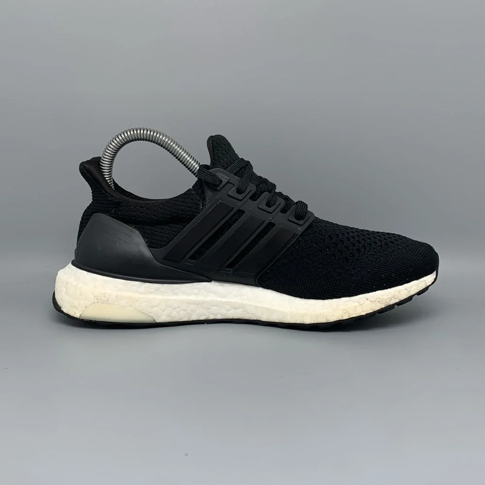 adidas ultraboost running
